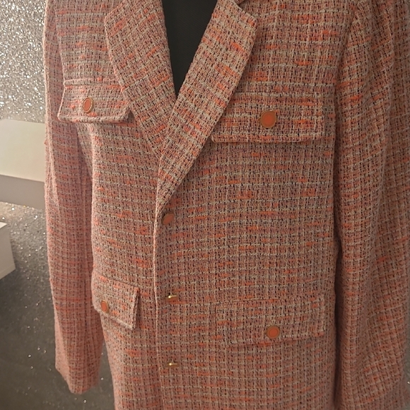 Elegant Women's Tweed Blazer - Pink and White - Picture 3 of 4